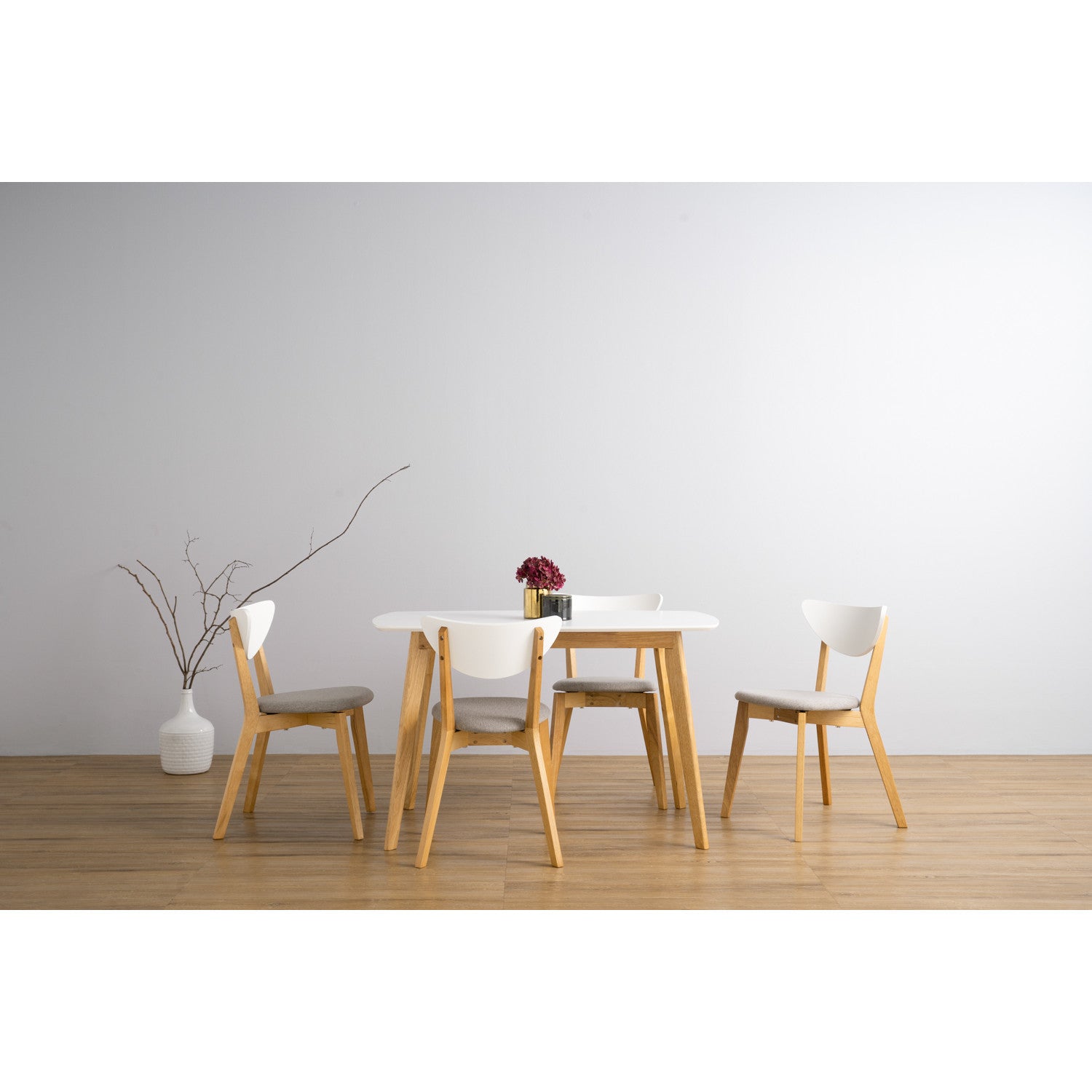 AIMON 750X1200 DINING TABLE In White lacquered Colour