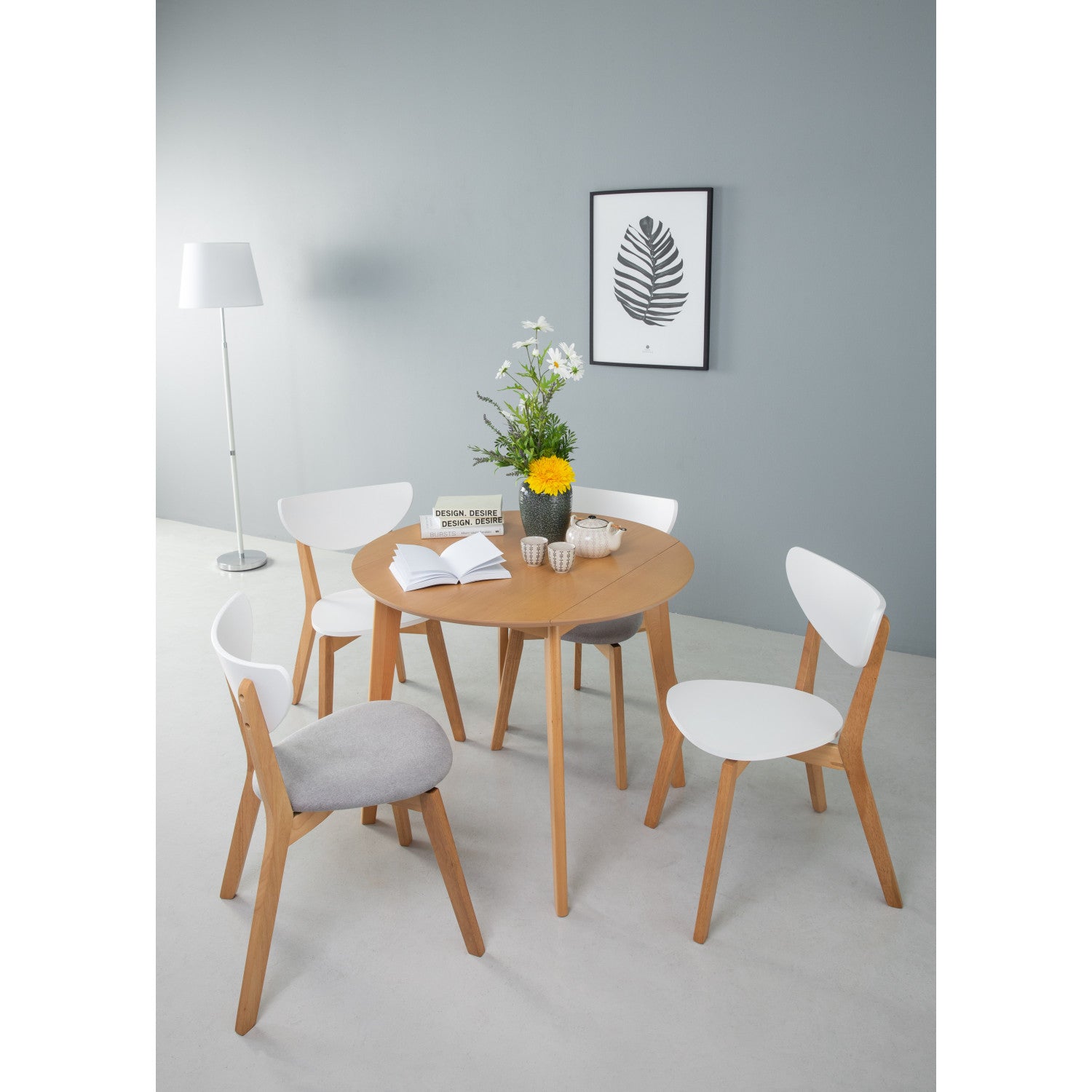 (2 Sets) Naida dining chair in Natural colour frame, White lacquered backrest, White lacquered seat.