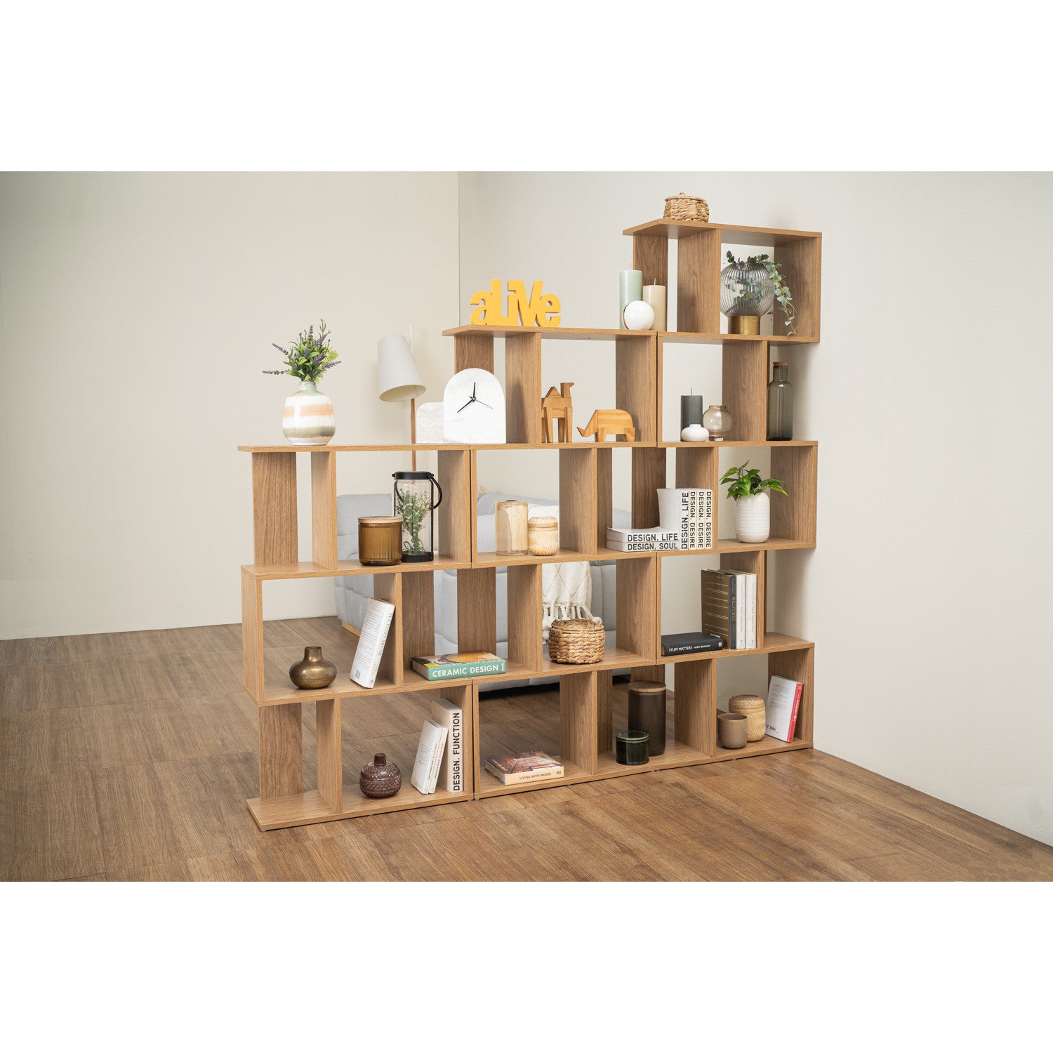 Alaska medium divider in Oak colour