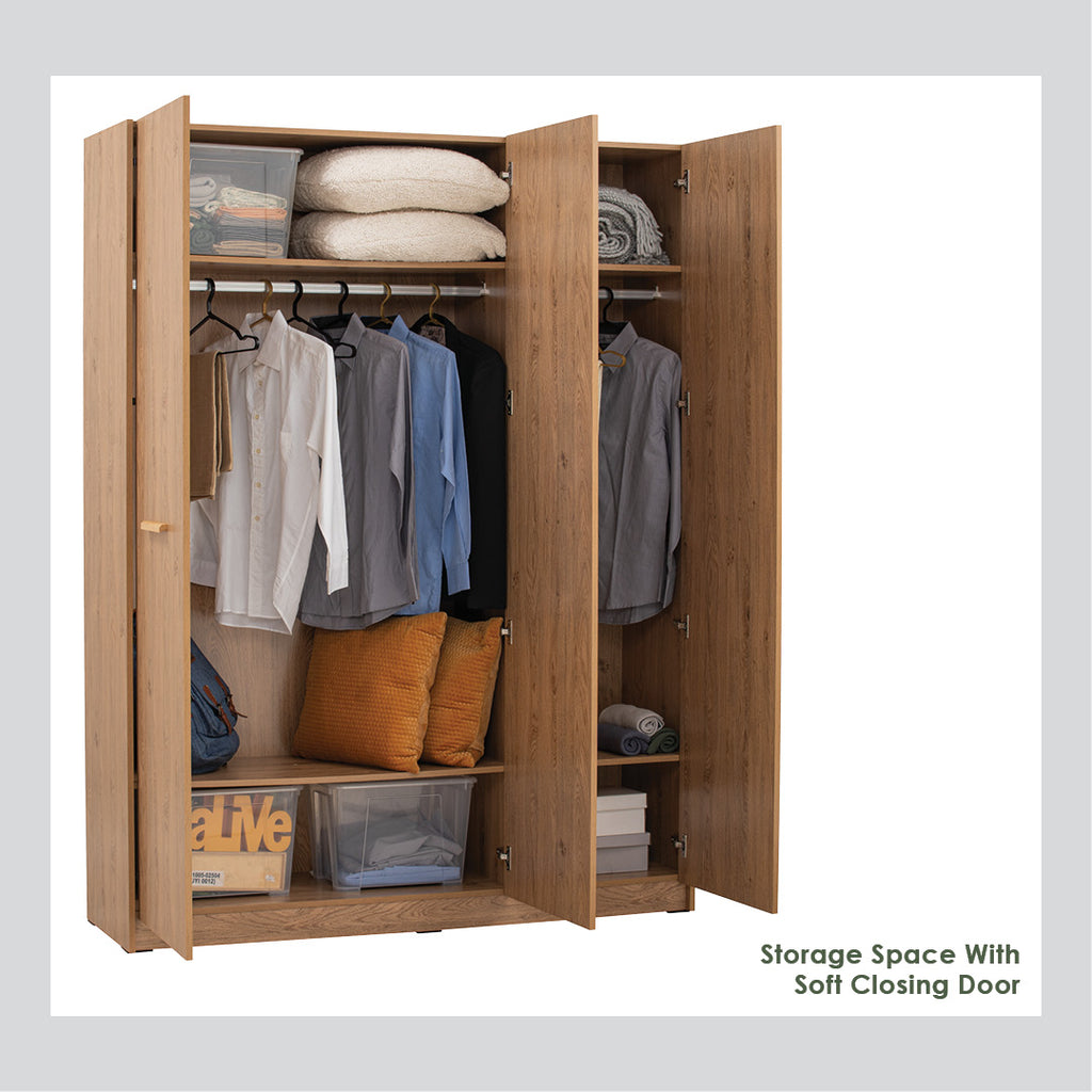 Samos 3 door wardrobe in Oak colou