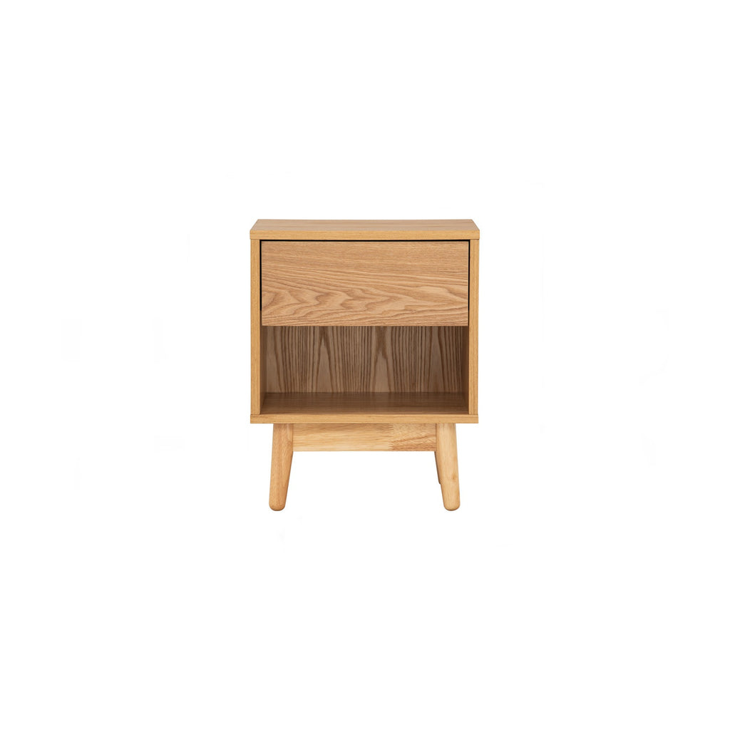 Tenri bedside table with 1 drawer in Natural colour.