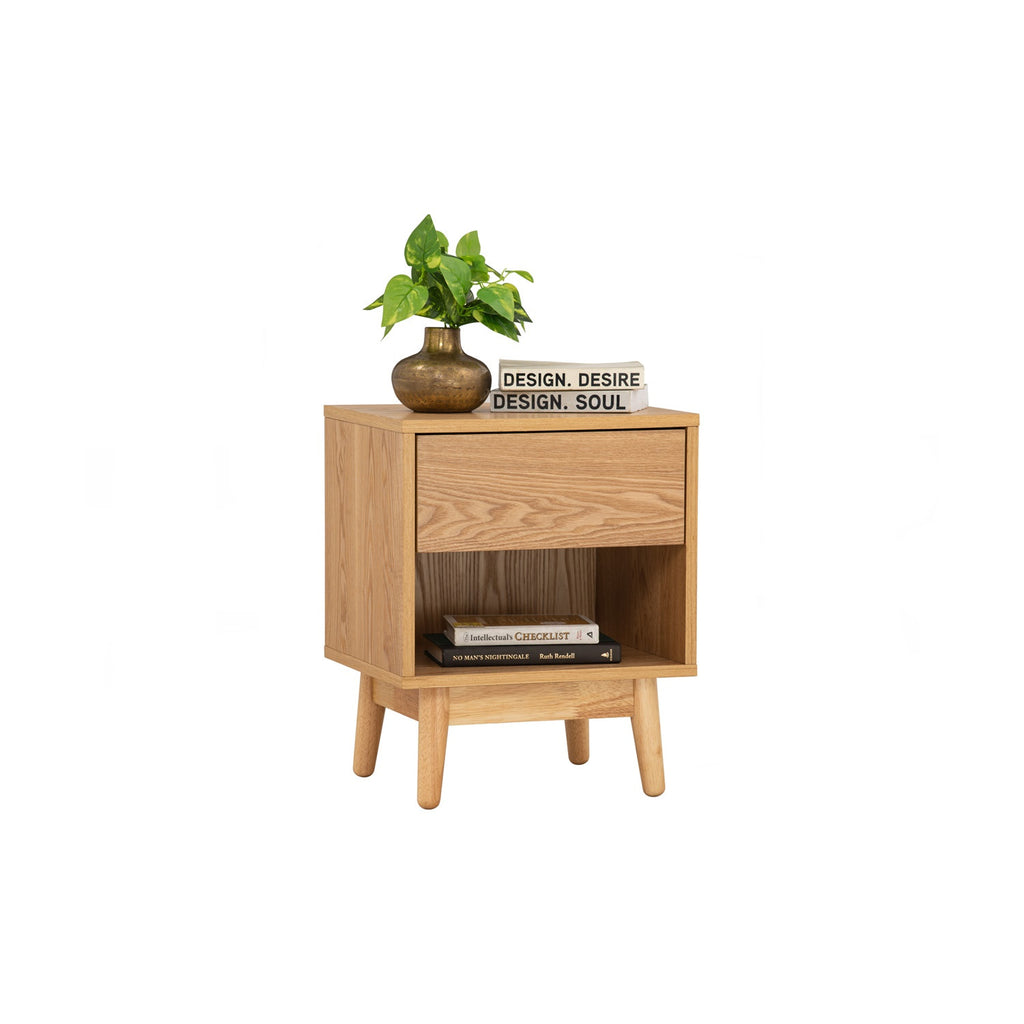 Tenri bedside table with 1 drawer in Natural colour.